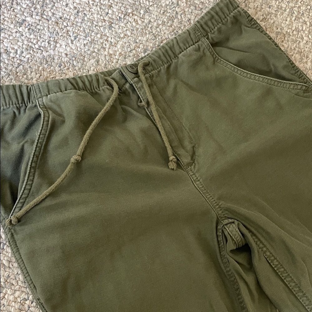 Aritizia TNA Olive Green Relaxed Fit Pants